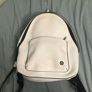 White lululemon mini backpack